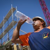 Canicule /chantier (image d'illustration)